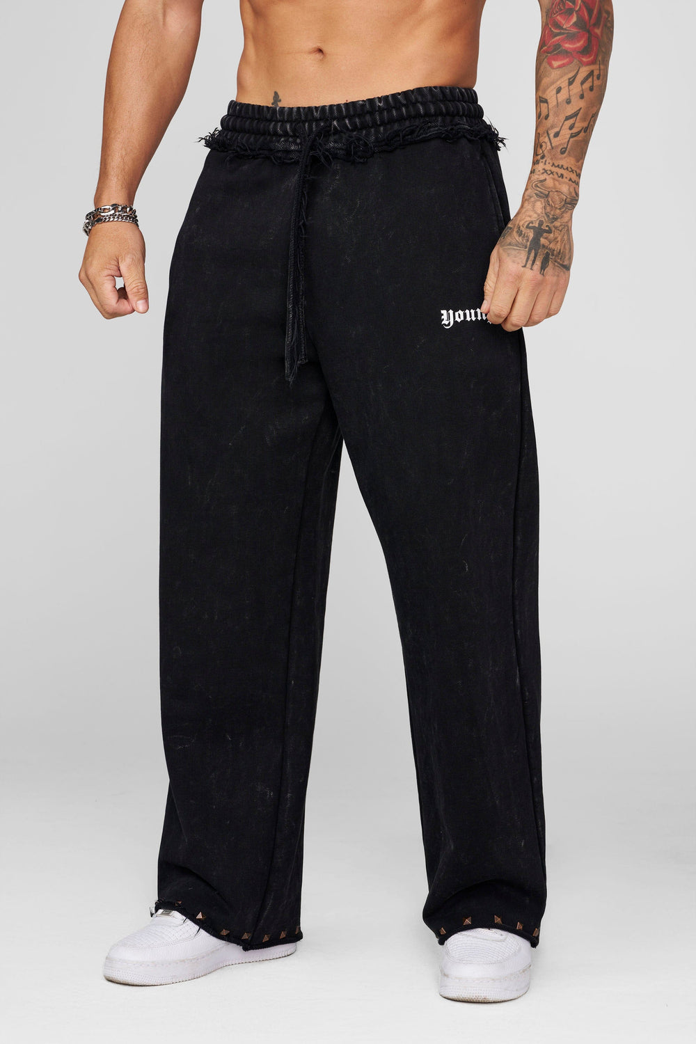 2087 - Stud Sweats - Black Wash