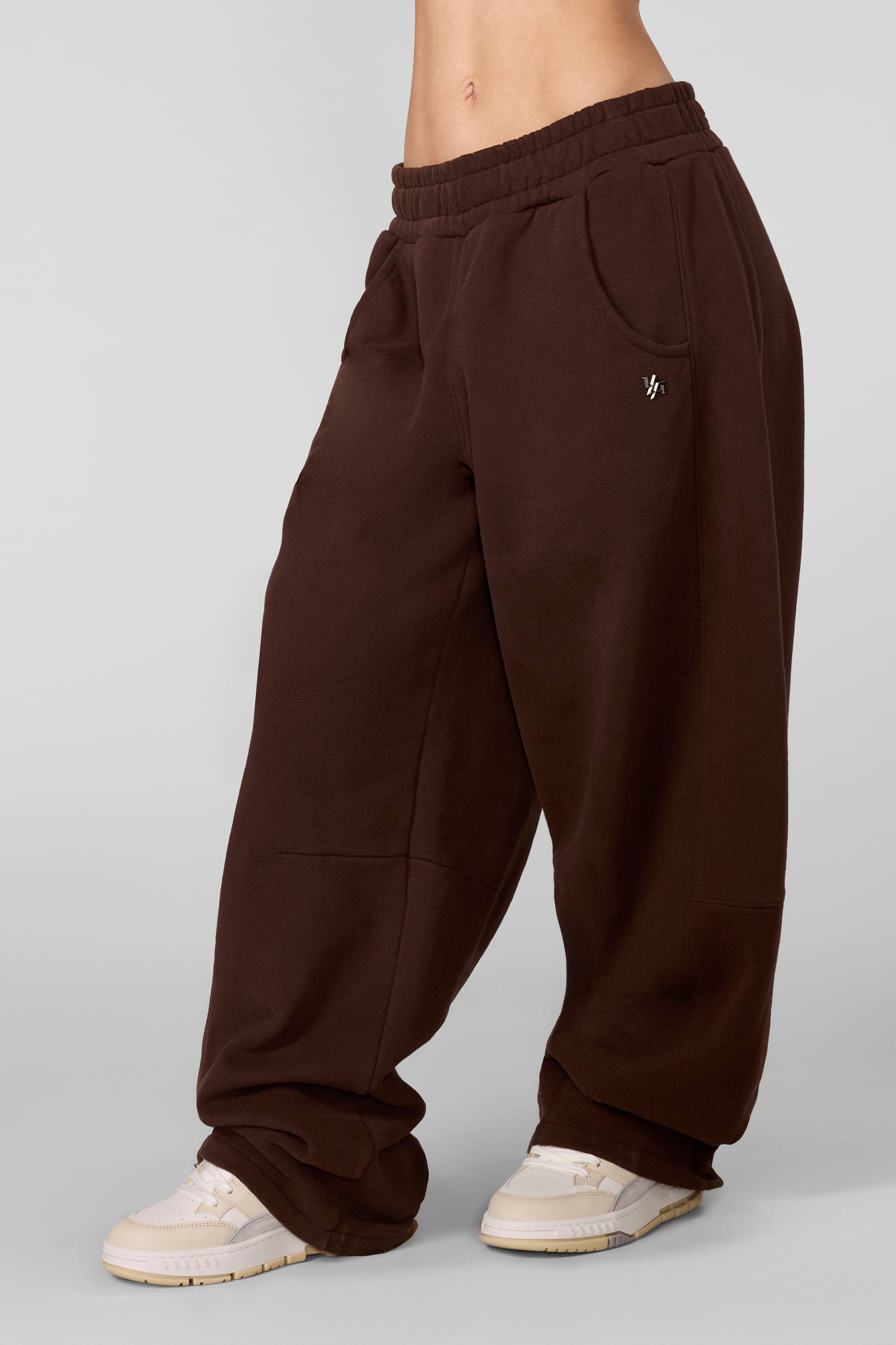 W2255 - Studio Edit Barrel Jogger - Brown