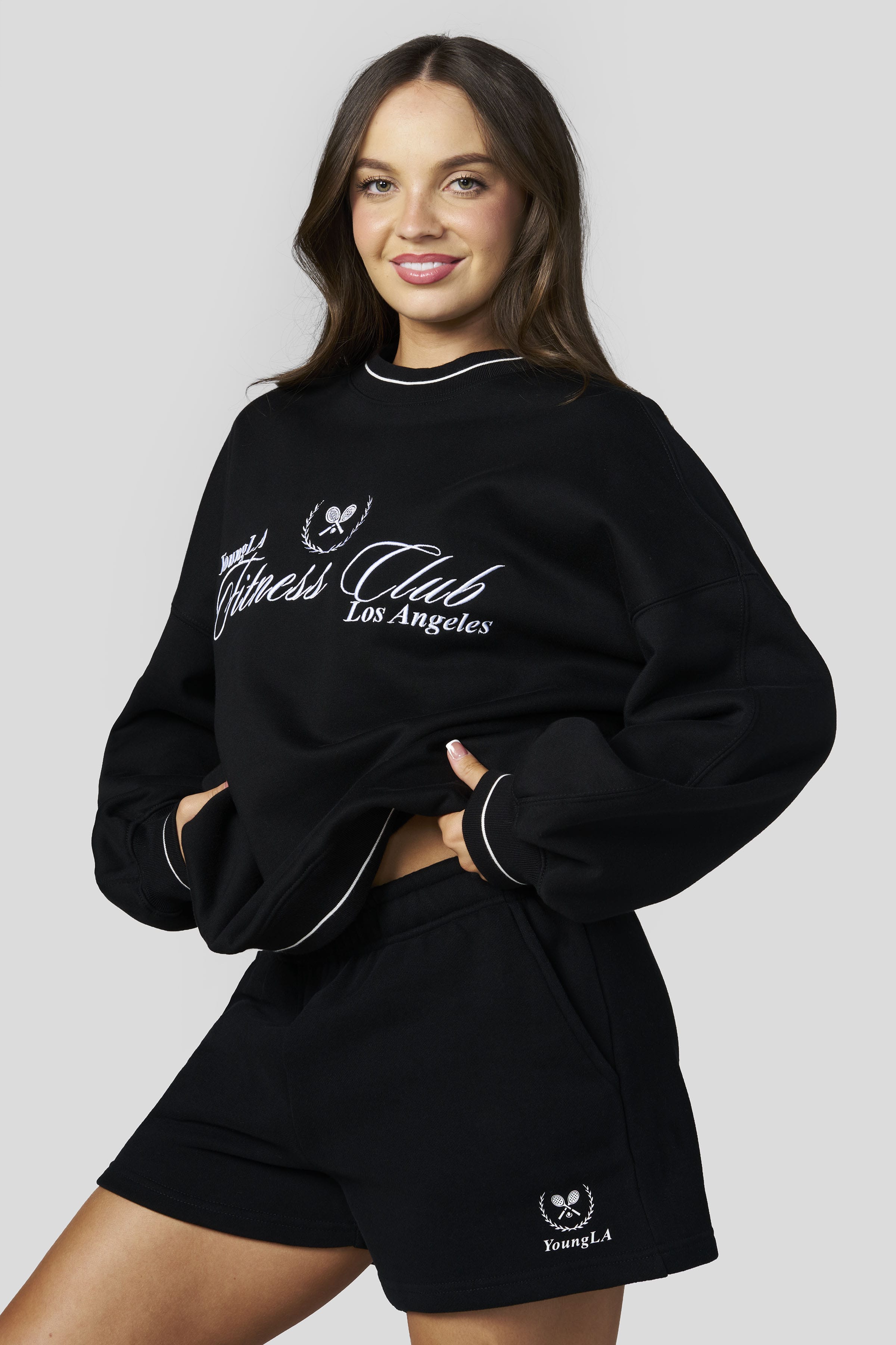 W5172 - Country Club Crewneck - Black