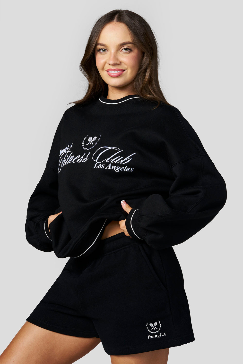 W5172 - Country Club Crewneck - Black