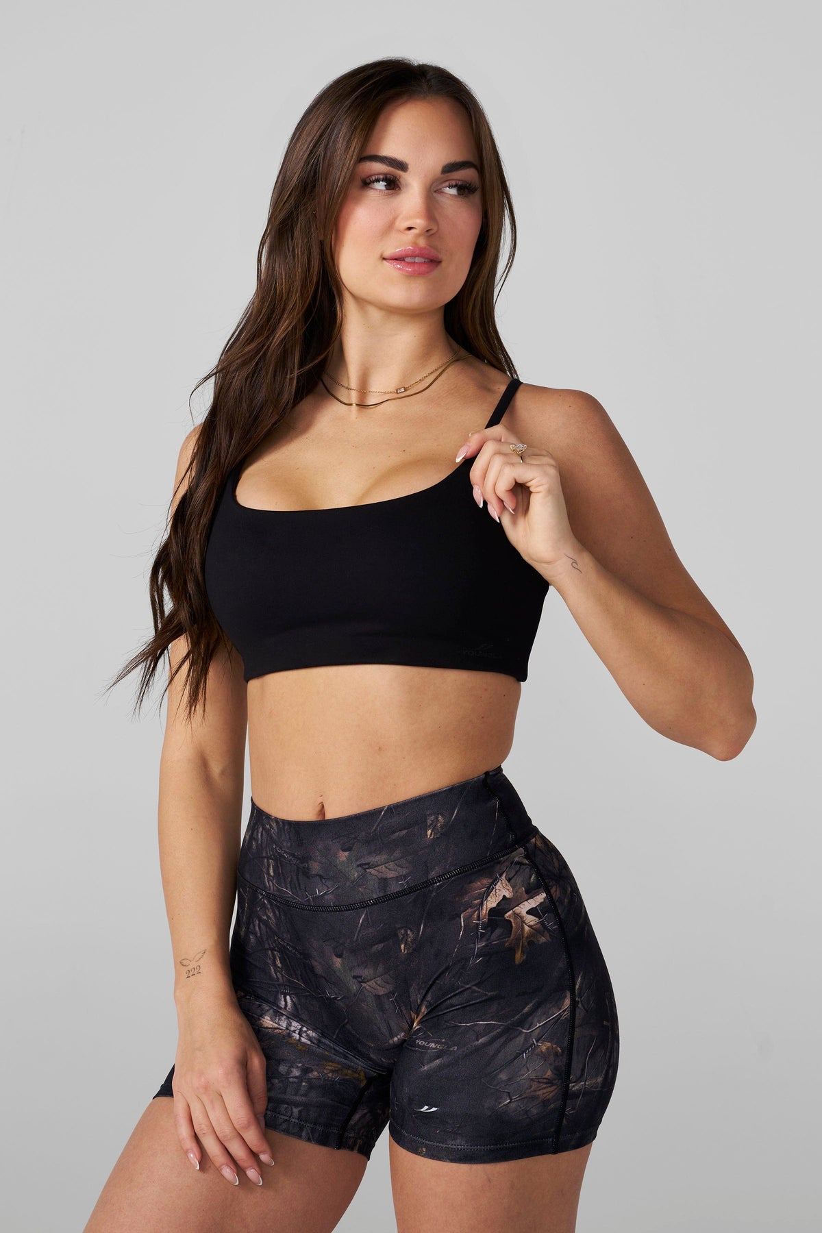 W3079 - Criss Cross Sports Bra - Black