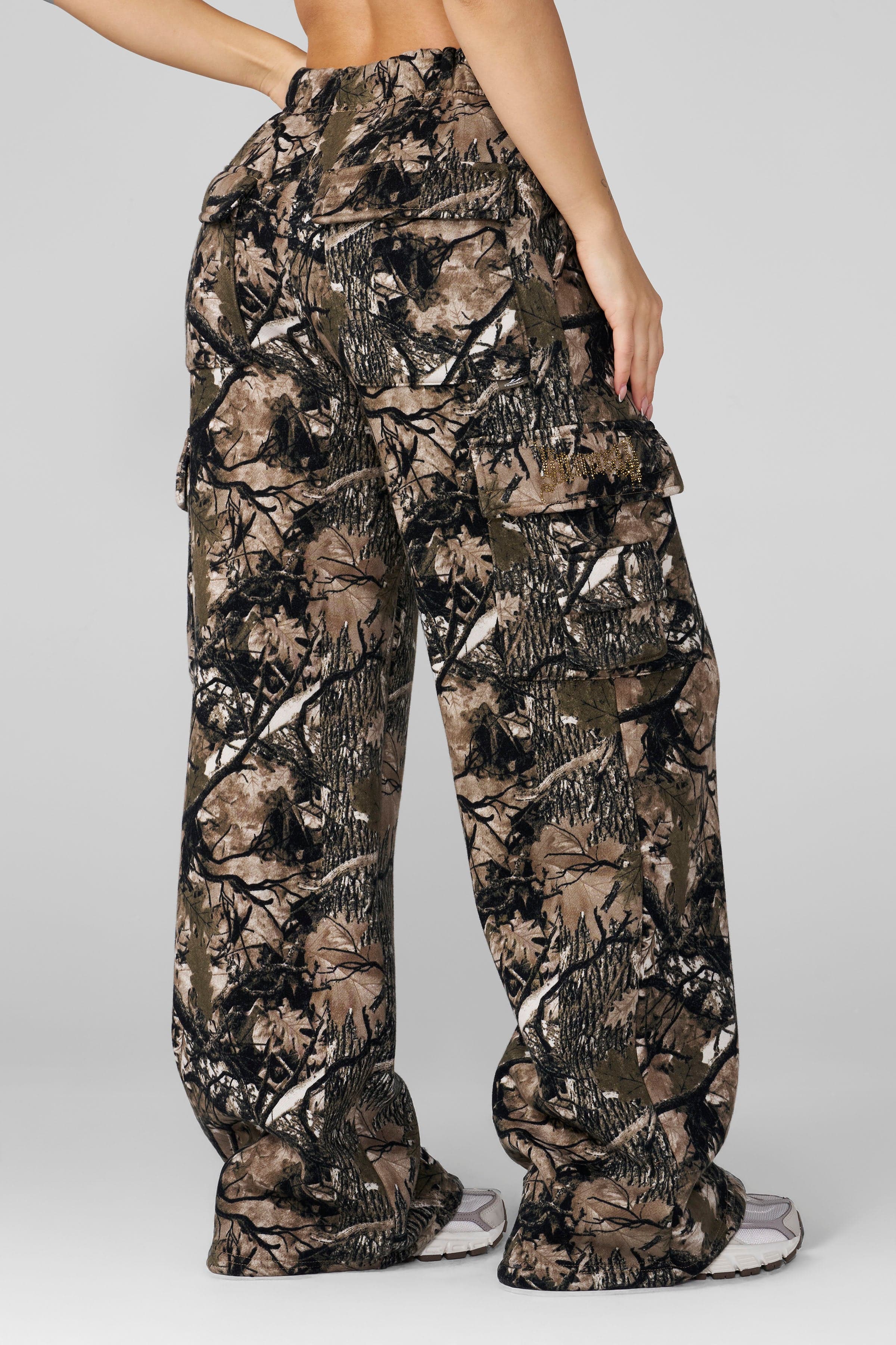 W2230 - Camo Cargo Joggers - Green Real Tree Camo