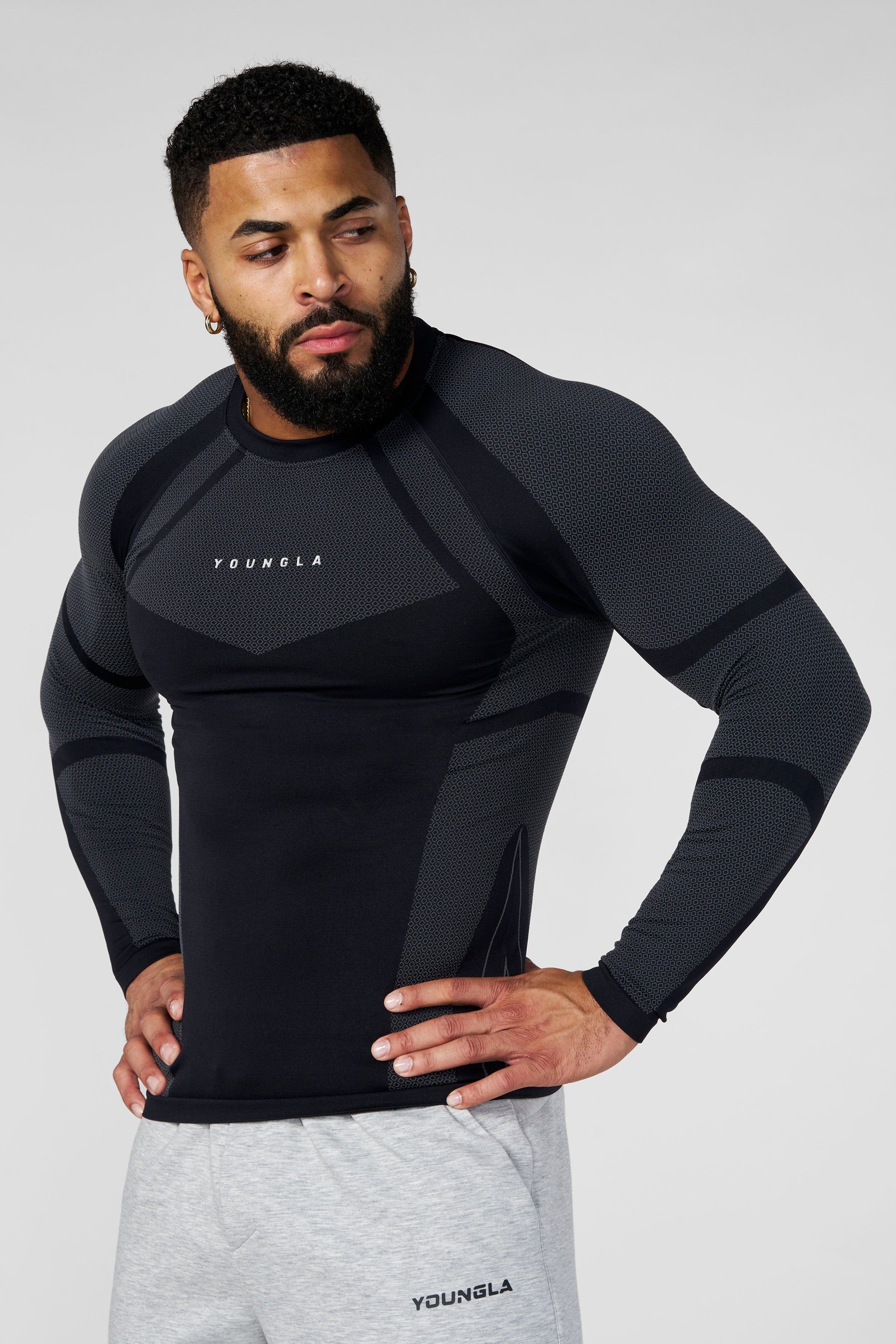 8055 - Apex Compression Longsleeves - Black