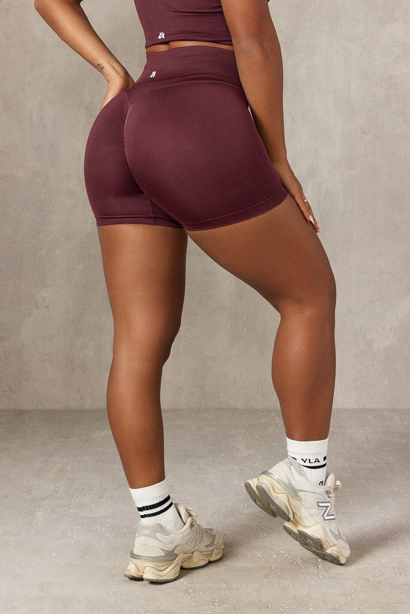 W128 Legacy Seamless Shorts - Burgundy