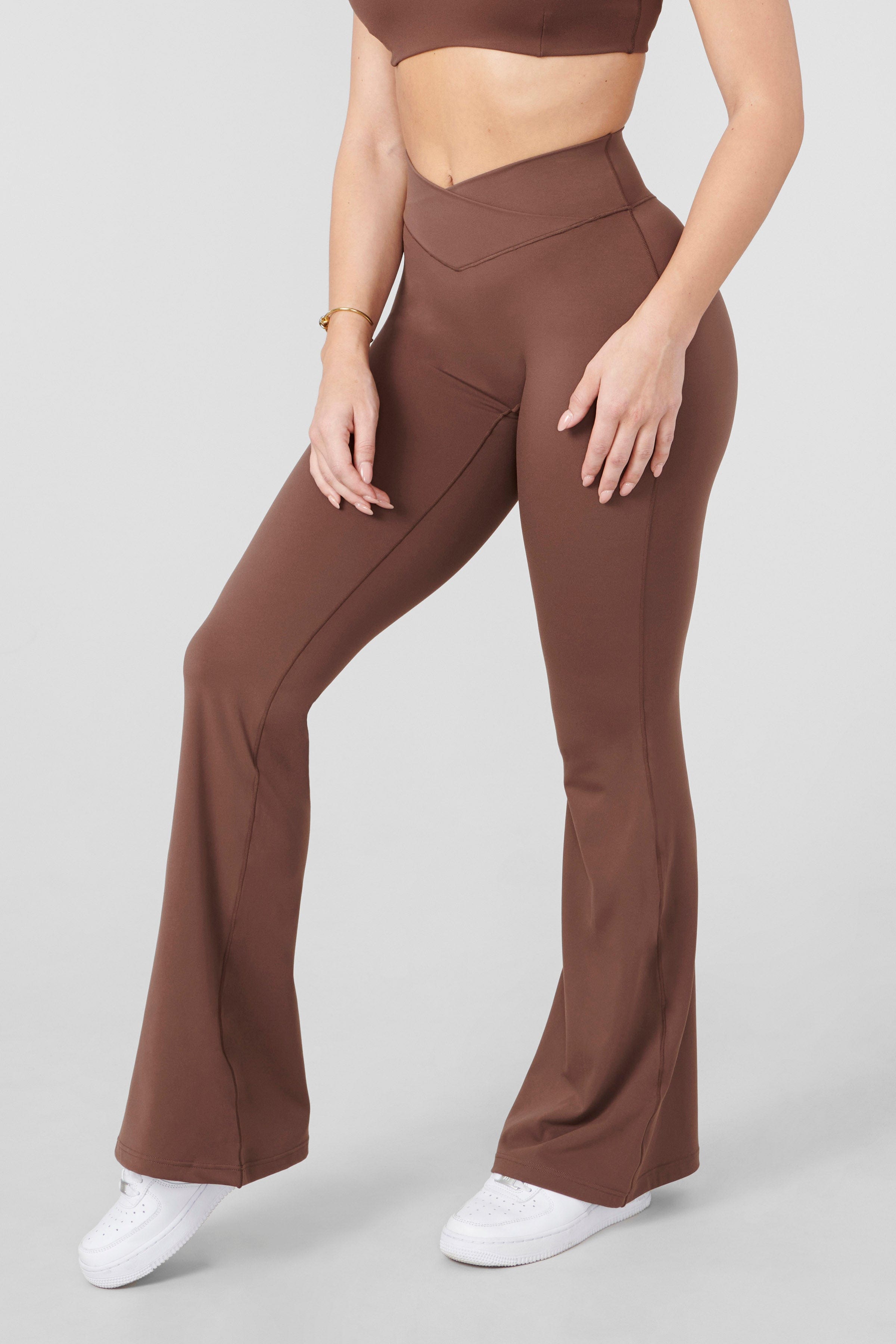 W215 Vital Flare Pants - Milk Chocolate